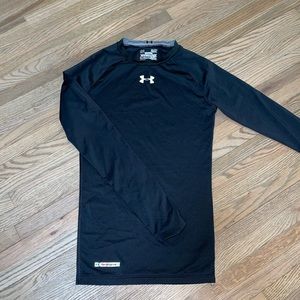 Under armor compression black fit long sleeve heat gear